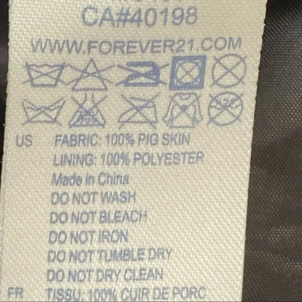 Forever 21 Heritage Y2K Black Pig Skin Leather Pleated Mini Skirt 27